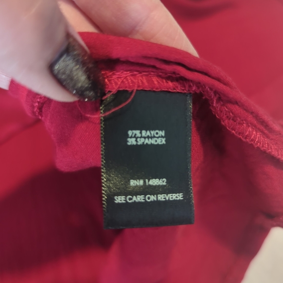 Torrid Blouse Red T-Shirt Buttons on Back Scoop Neck Women's Plus Size 4X - Picture 6 of 6